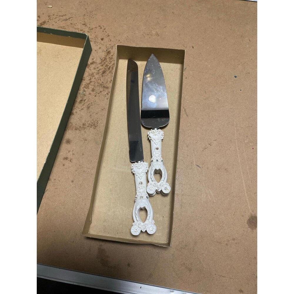 Wedding cake cutter event, tools, serve celebration, white d